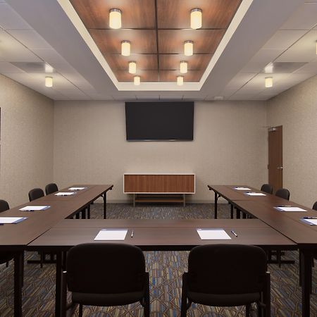 Holiday Inn Express & Suites - Portland Airport - Cascade Stn By Ihg Экстерьер фото