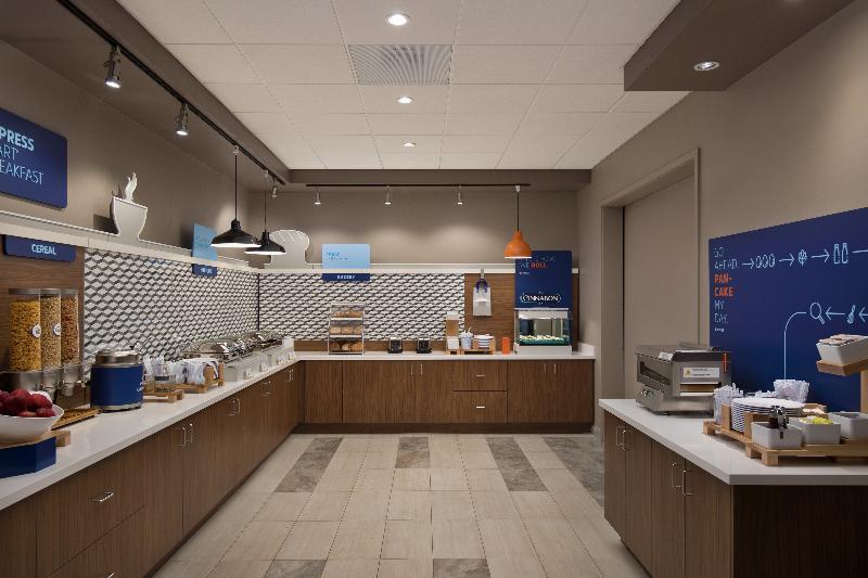 Holiday Inn Express & Suites - Portland Airport - Cascade Stn By Ihg Экстерьер фото
